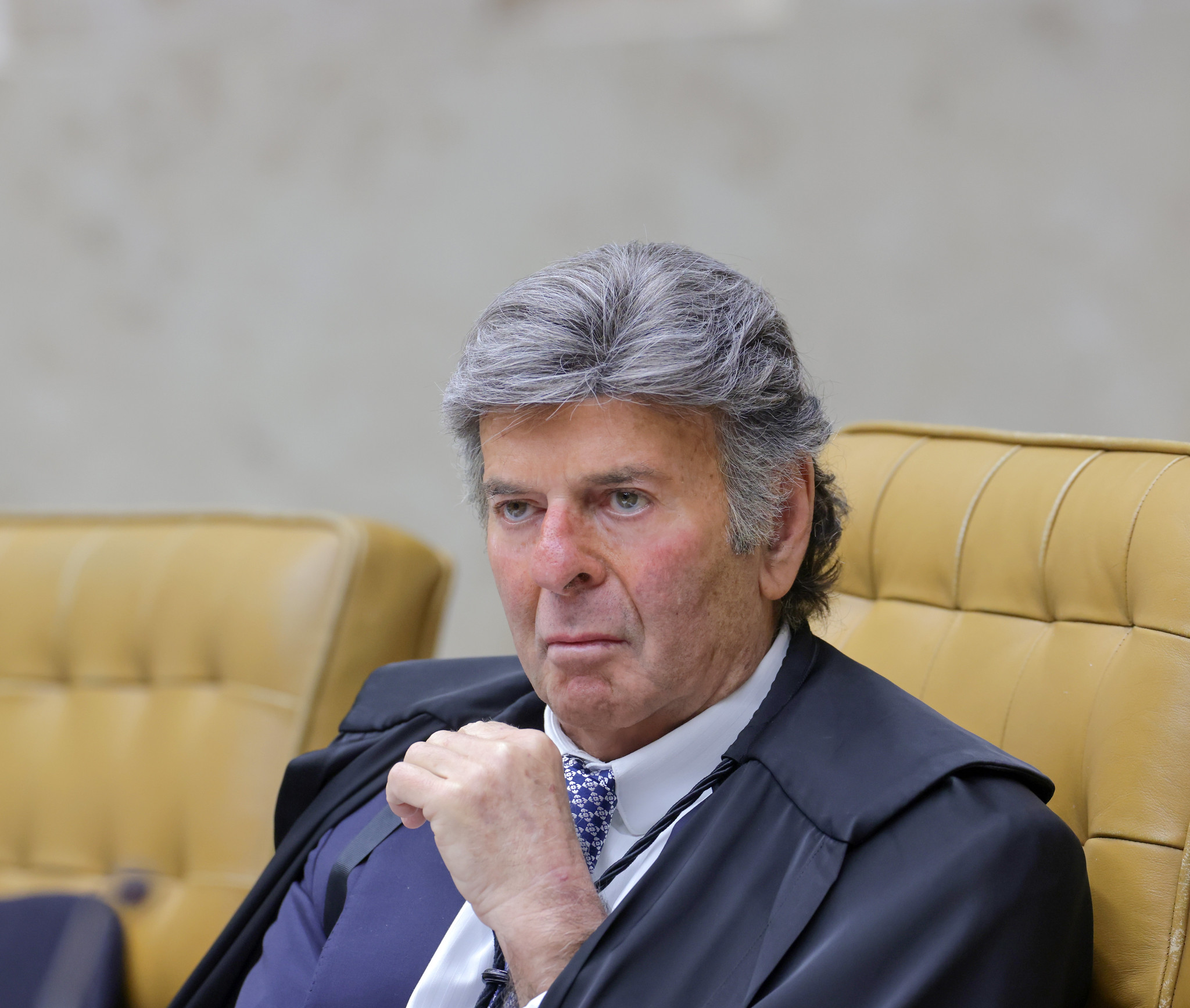 STF suspende julgamento sobre escritura pública em venda com alienação fiduciária