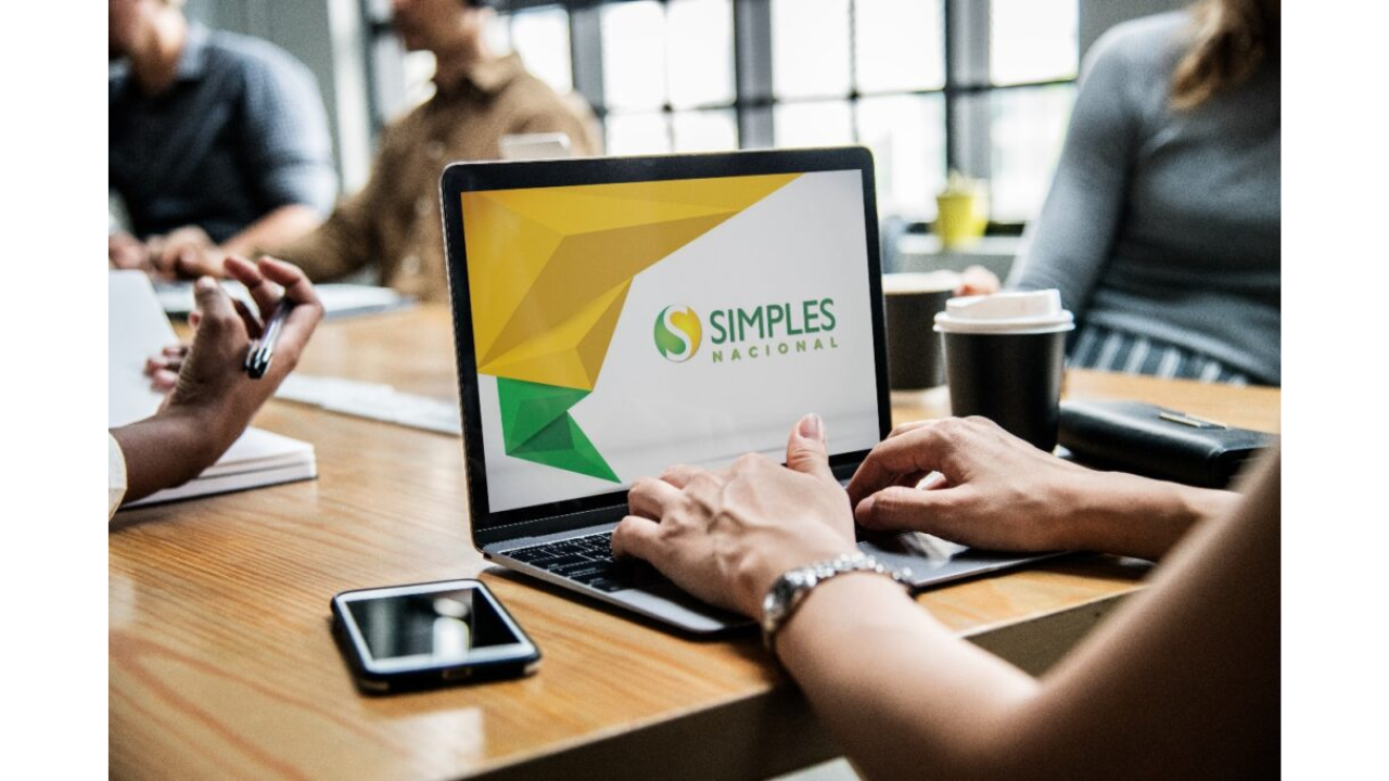 Juíza federal suspende novo imposto sobre lucros do Simples Nacional para pequenas empresas