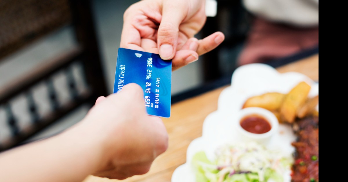 Governo afirma à Justiça que novas regras do VR e VA podem baixar preço da comida