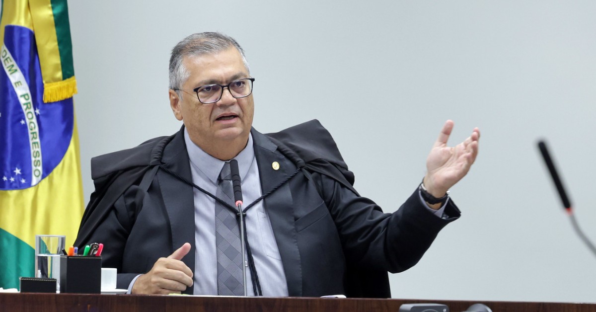 Em rebate às críticas, Dino afirma que STF não realiza “atuação de ofício” em ações criminais