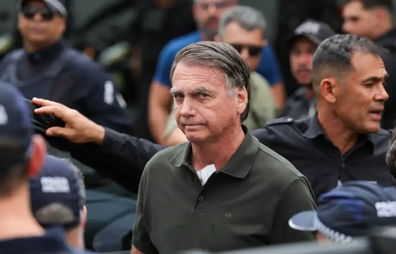Justiça Militar dá dez dias para Bolsonaro entregar defesa contra perda de patente