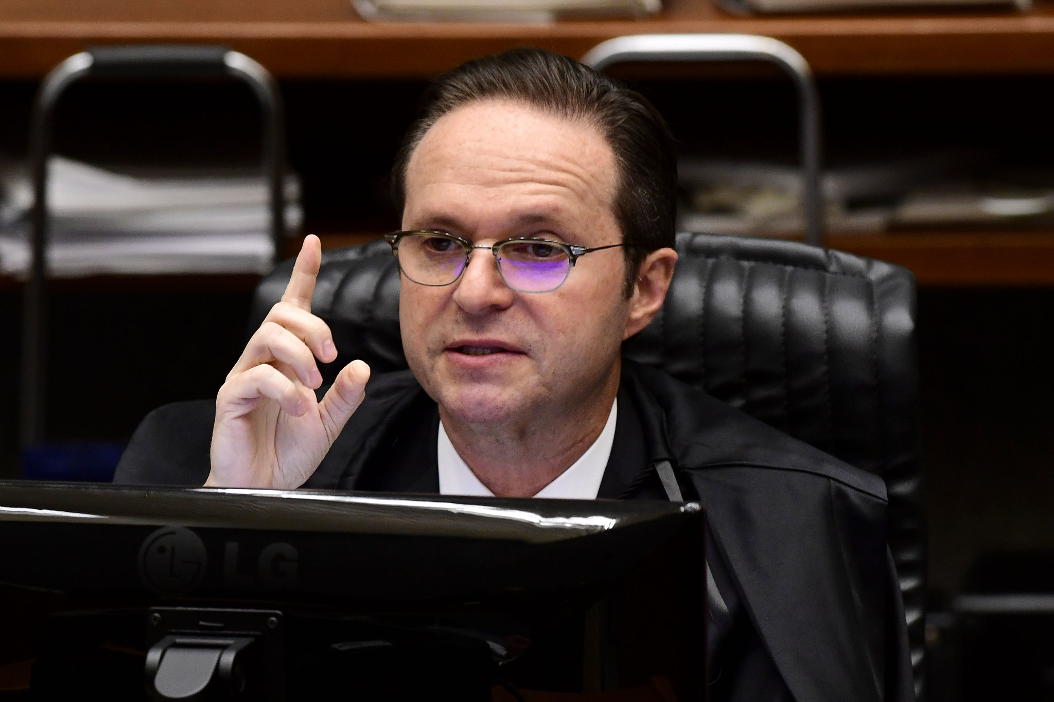 Ministro do STJ mantém prisão de médico investigado por omissão em morte de bebê recém-nascido