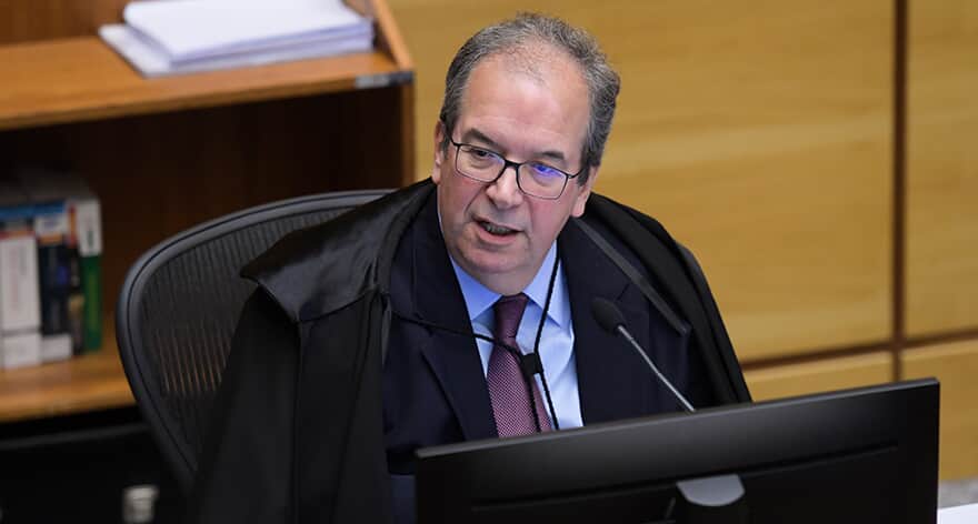 Quitação não desfaz consolidação da propriedade em alienação fiduciária, fixa STJ em repetitivo