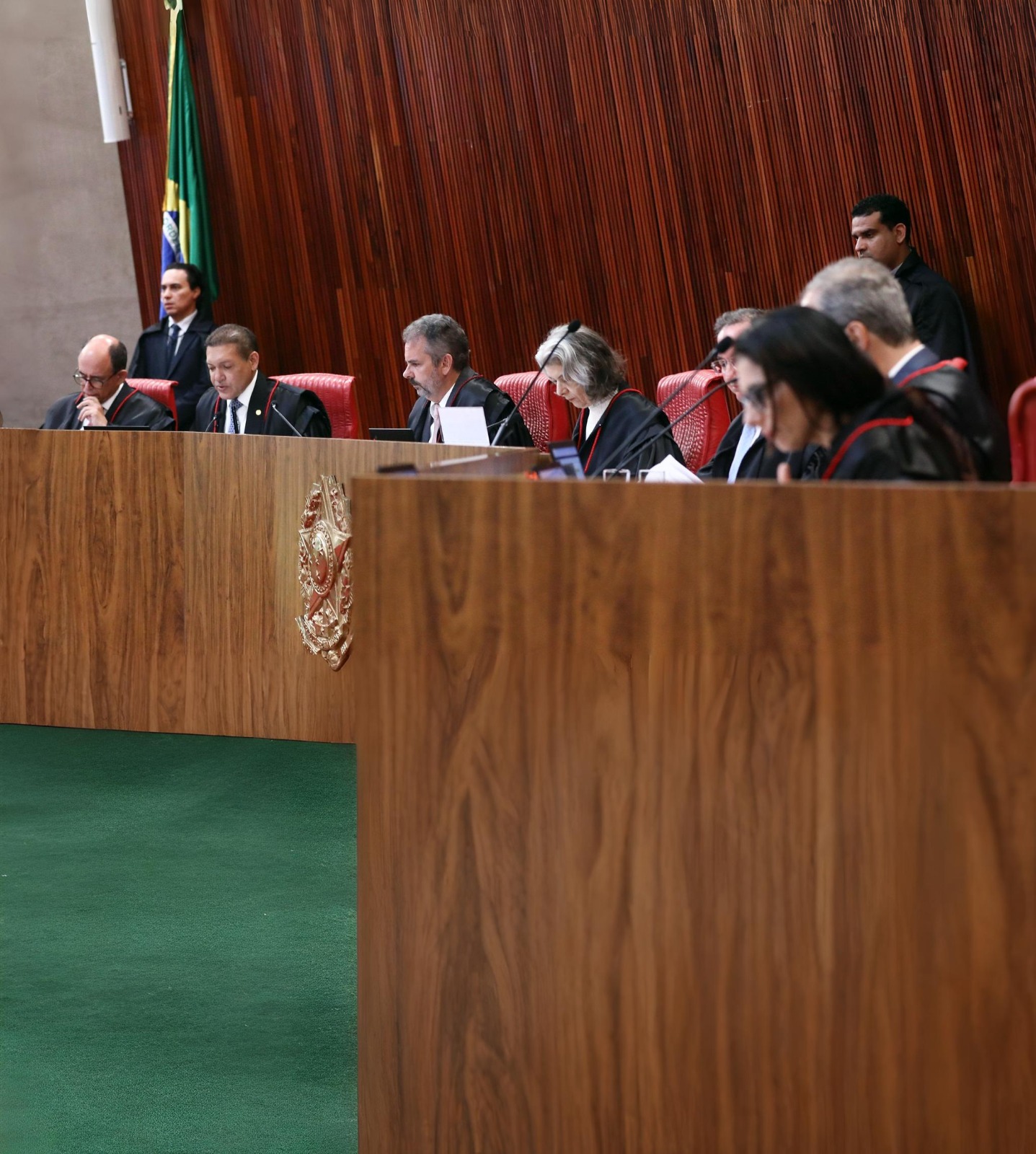 TSE proíbe inteligência artificial em propaganda eleitoral 72h antes da votação